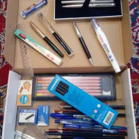 لوازم التحریر خودکار خودنویس