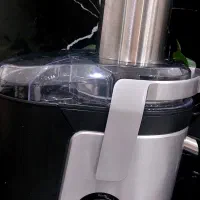 آبمیوه گیری بوش مدل ۴۰۱۰|آبمیوه‌گیر و آب‌مرکبات‌گیر|تهران, یاخجی آباد|دیوار