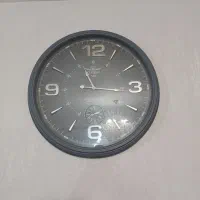 ساعت دیواری