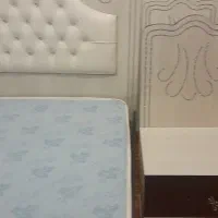 تخت خواب همراه خوش خواب ودو عدد پاتختی|تخت و سرویس خواب|خوی, |دیوار