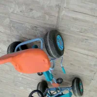 چهارچرخ|اسباب‌بازی بچه|هشتگرد, ینگی امام|دیوار