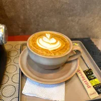 باریستا و کارگر فست فودی