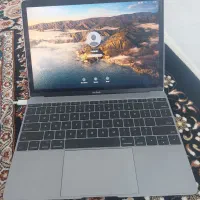 مک بوک ۲۰۱۷