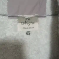 کاپشن|لباس|شیراز, فرگاز|دیوار