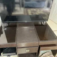 میز شیشه ای جلو مبلی|مبلمان خانگی و میز عسلی|بندر انزلی, میان پشته|دیوار