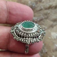 انگشتر زمرد و الماس طبیعی با قدمت بالا|جواهرات|شیراز, شریفآباد|دیوار