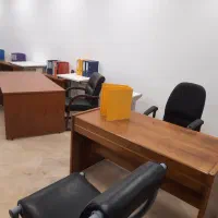 تعدادی میز و صندلی اداری|مبلمان اداری|تهران, ونک|دیوار