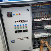 برق کار  برقکار حرفه ای