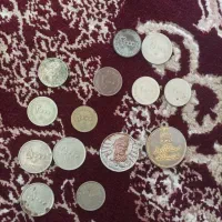 تعدادی سکه قدیمی
