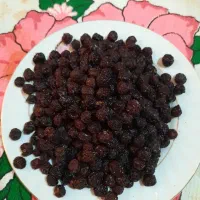 آلبالو خشک آفتابی زغال اخته آلو و گیلاس خشک افتابی