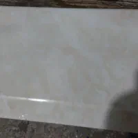 فروش 250متر کاشی درجه یک صدف اردکان.