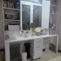 میز تحریر و میز آرایش با ابعاد بزرگ