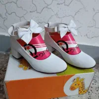 بوت وکفش دخترانه سایز۳۰و۳۱و۲۴|کفش و لباس بچه|بندر ماهشهر, |دیوار