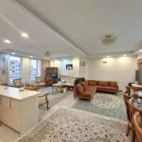اخلاص ۱۲۳ متر ۳ خواب فول امکانات ویو ابدی کل شهر