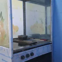 مغازه ساندویچی اسپکه وسط بازار