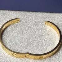 دستبند کارتیر