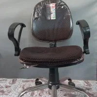 ۵ صندلی گردان چرخ دار