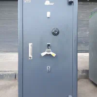 گاوصندوق ارتفاع 180گاوصندوق کلید تاشو