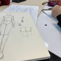 آموزش طراحی لباس