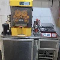 واگذاری کلیه لوازم مغازه آبمیوه بستنی