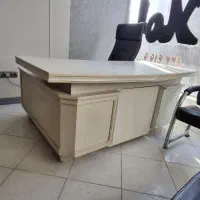 میز مدیریتی چوبی