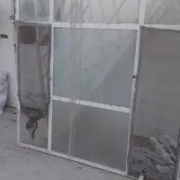 پنجره آهنی۲در۲