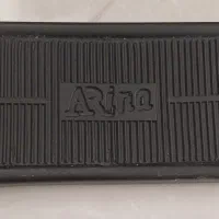 زیر پایی تنبک فلزی