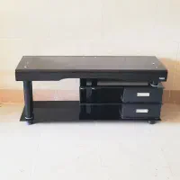 زیر تلویزیون شیشه ای
