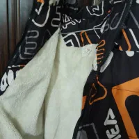 کاپشن نو|لباس|اردبیل, |دیوار