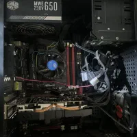 دو عدد کامپیوتر