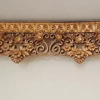 قاب پرده طلایی و