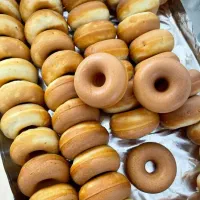 انواع کیک و شیرینی و مینی دونات خونگی