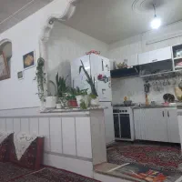 فروش/تجاری/مسکونی/۱۳۰ متر زمین/۱۶۰متر بنا