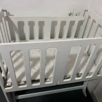 تخت گهواره ای کودک