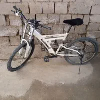 عالی