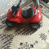 ماشین کودک سوار بشی وتفدادی وسایل بپچه|اسباب‌‌بازی|قوچان, |دیوار