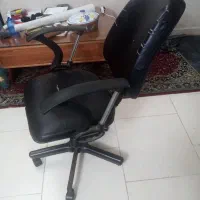 صندلی چرخدار رایانه