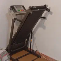 فروش یک دستگاه تردمیل خانگی سالم