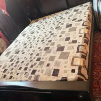 فروش تخت خواب و میز آرایش با کشوها|تخت و سرویس خواب|شاهین‌شهر, طالقانی|دیوار