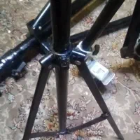 سه پایه چرخدار|دوربین عکاسی و فیلمبرداری|کرج, سیاه کلان|دیوار