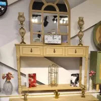 قاب آینه و کنسول رویال