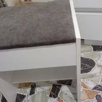 تخت خواب و میز آرایش