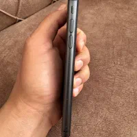 ایفون۱۱ نرمال