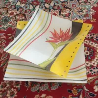 ظرف شیشه ای