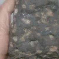 دونوع شهاب سنک یکی باقوت دیکری شهابسنک