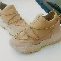 کفش کتونی لژدار