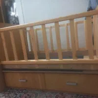تخت نوزاد بخاری گازی شومینه یخچال وفریزه هیمالیا|تخت و صندلی بچه|خمینی‌شهر, |دیوار