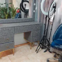 میز کنسول  وآینه|آرایشگاه و سالن‌های زیبایی|اراک, |دیوار