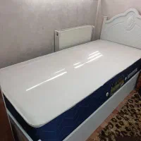 تخت خواب تک‌نفره وکیوم رنگ سفید