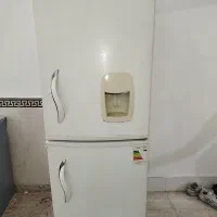 یخچال فریزر تمیز